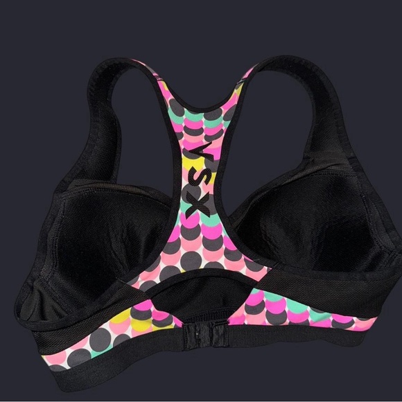 Victoria Secret Sports Bra - Picture 2 of 3